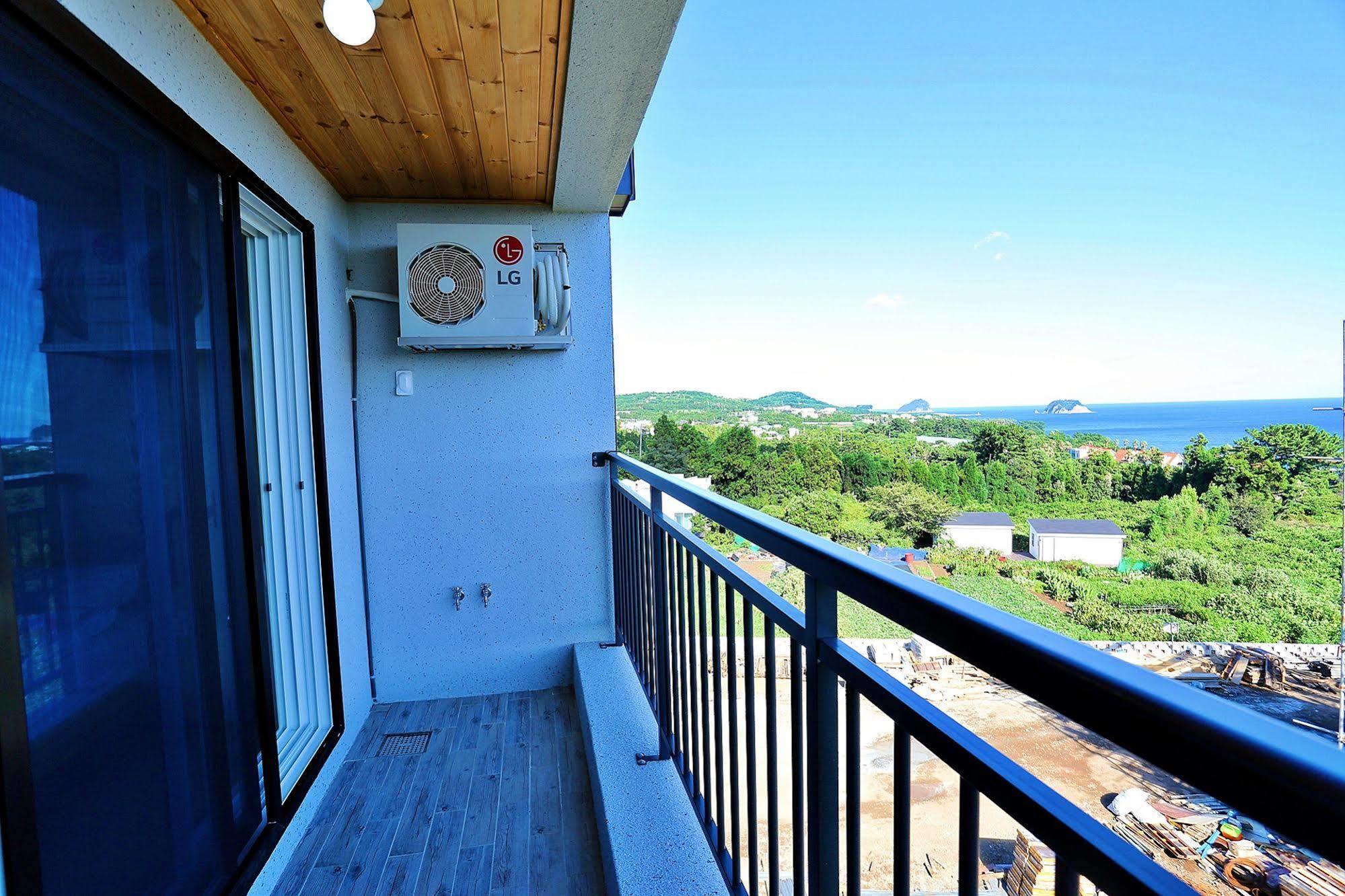 Jeju Inhouse Pension Seogwipo Exterior foto